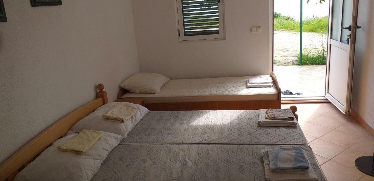 Studio Apartmani Sehic Krvavica Ngoại thất bức ảnh