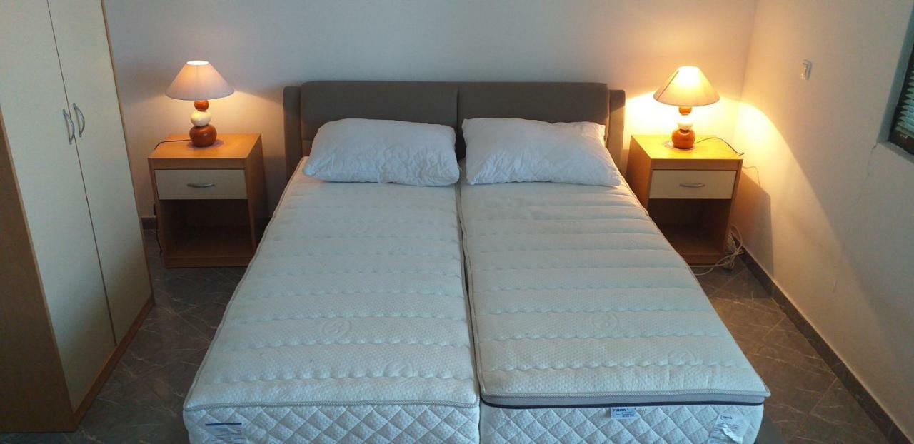Studio Apartmani Sehic Krvavica Ngoại thất bức ảnh